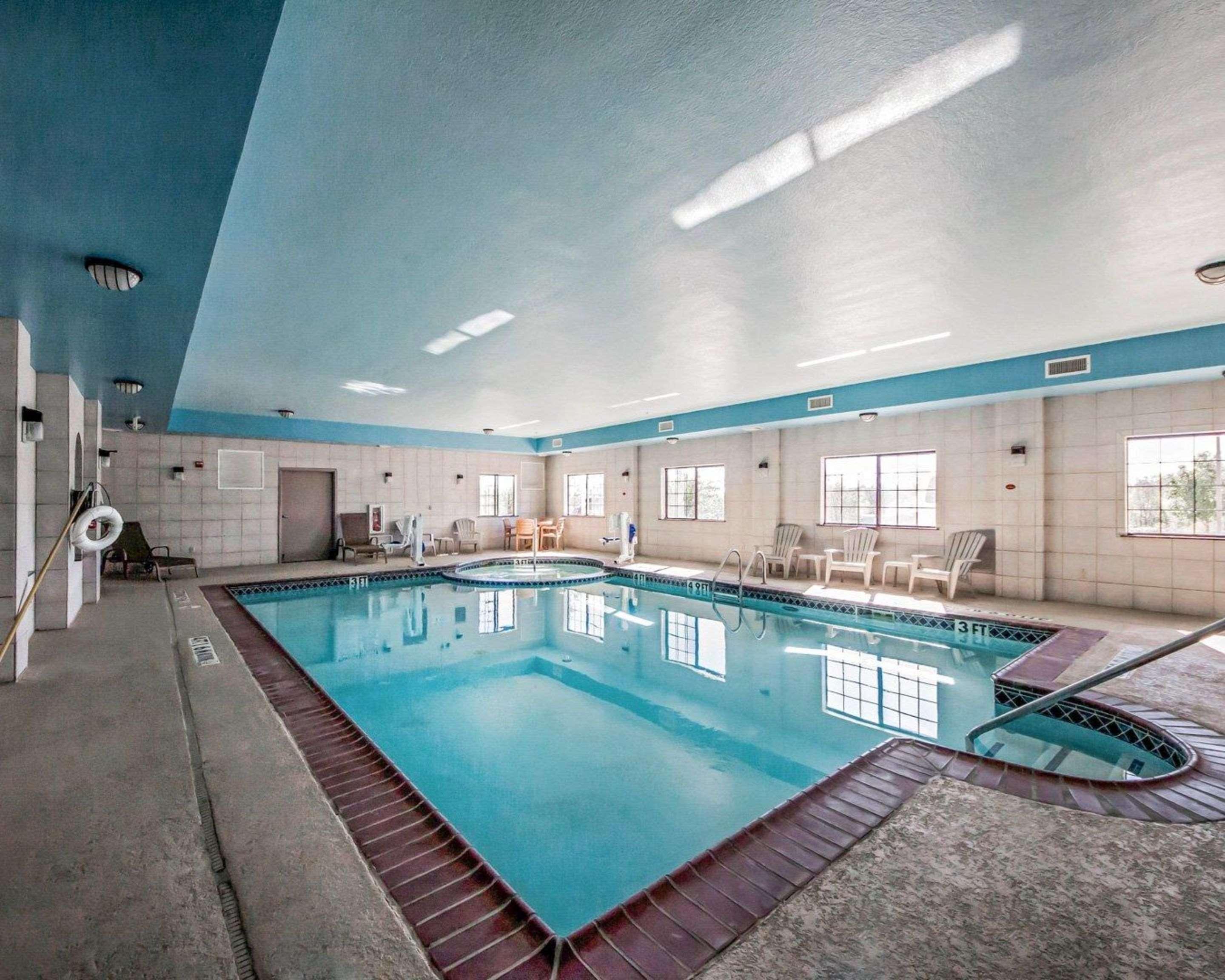 Sleep Inn & Suites Shamrock Exterior photo